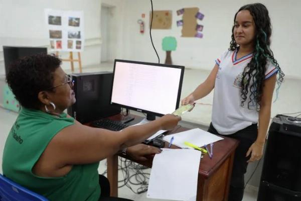 Estudantes da rede estadual já podem fazer renovação de matrícula para 2025