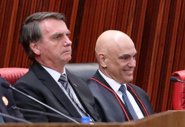 Moraes encaminha denúncia contra Bolsonaro por tentativa de golpe ao STF