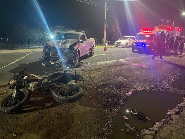 Serrinhense morre após colisão entre carro e moto em Conceição do Coité