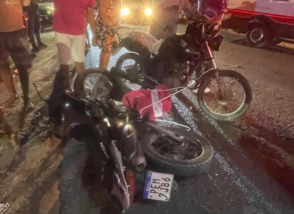 Três pessoas ficam feridas em colisão entre motocicletas em Conceição do Coité