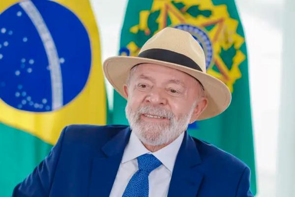 AtlasIntel: Mesmo com pior avaliação negativa, Lula ganha de Tarcísio, Bolsonaro, Caiado, Eduardo Bolsonaro e M