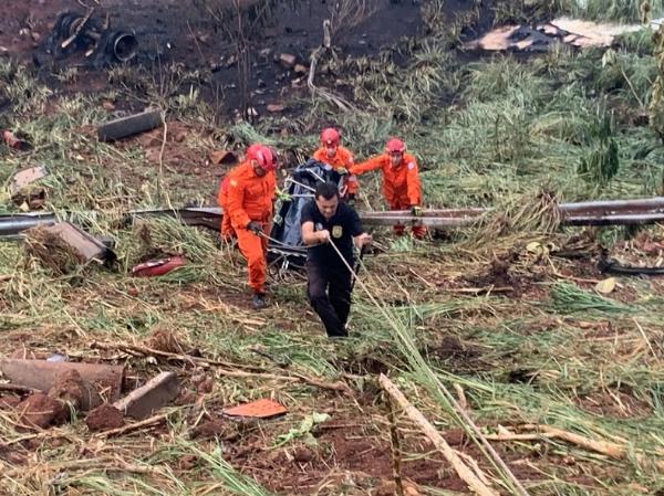 Motorista natural de Nova Soure morre após caminhão-tanque tombar e pegar fogo no Piauí