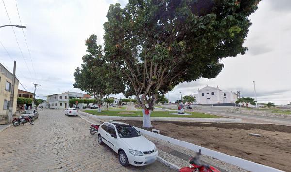 Roubo de veículo em Biritinga termina em acidente e fuga de ladrões